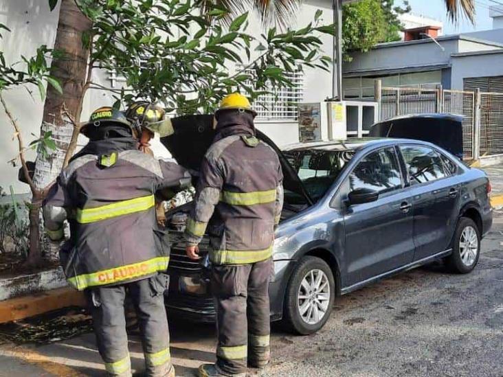 Bomberos de Veracruz, sofocan conato de incendio