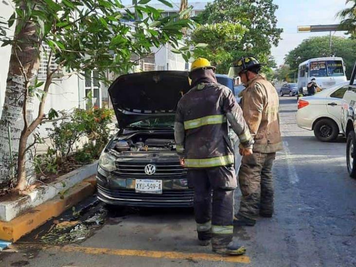 Bomberos de Veracruz, sofocan conato de incendio