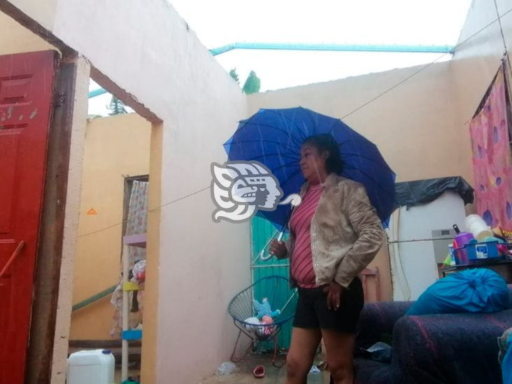 Mini tornado destruye viviendas de Coatzacoalcos