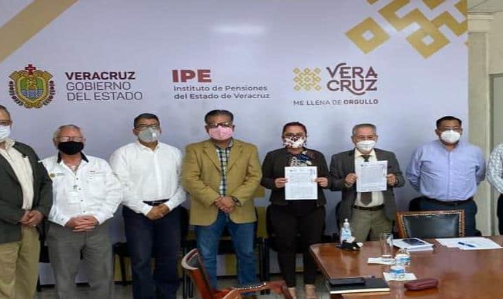 Mendoza acuerda pago con IPE