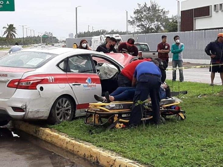 Accidente en colonia Los Pinos deja un muerto y tres personas heridas