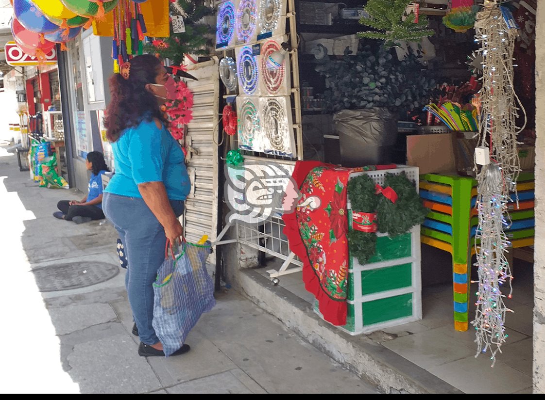 Ventas navideñas, última esperanza de comerciantes en Agua Dulce