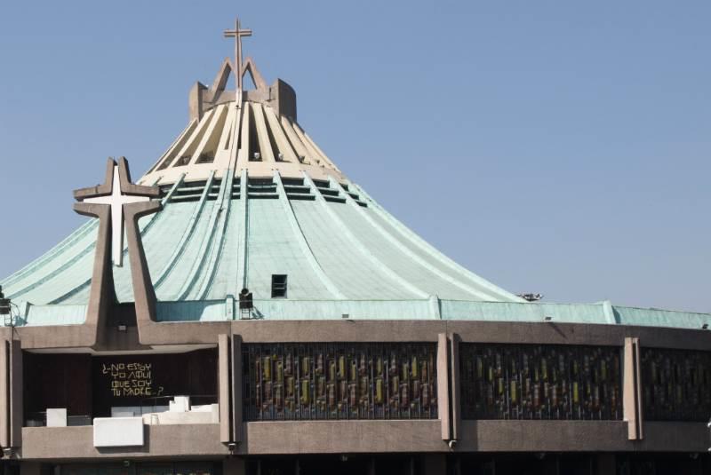 Muestra de responsabilidad del pueblo no visitar la Basílica: AMLO