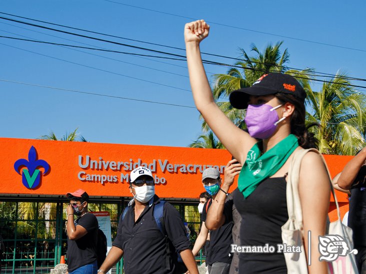 La UV es indiferente, claman estudiantes ante caso de agresión sexual