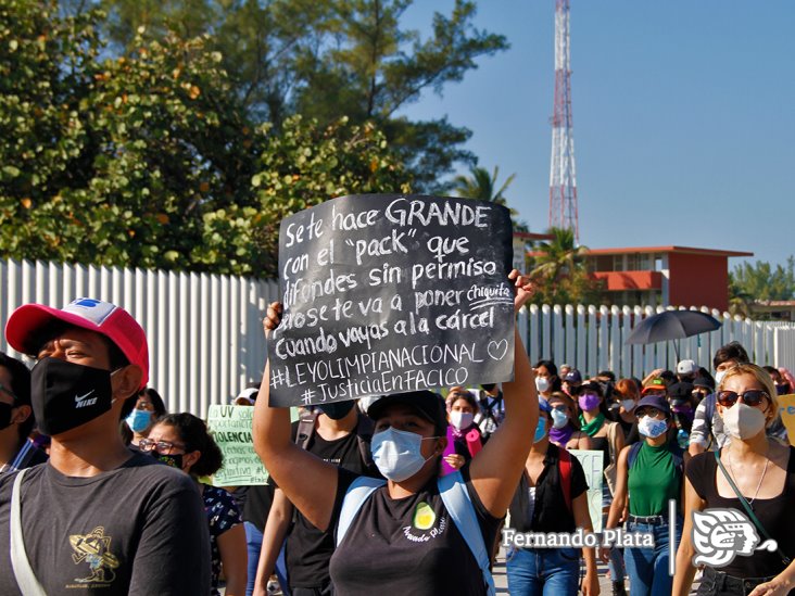 La UV es indiferente, claman estudiantes ante caso de agresión sexual