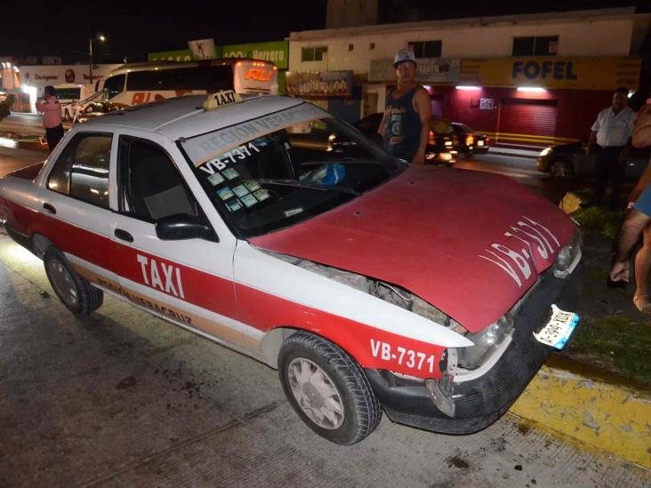 Se registra fuerte accidente en calles de Veracruz