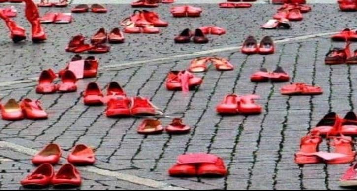 Con Zapatos Rojos, visibilizan feminicidios de veracruzanas