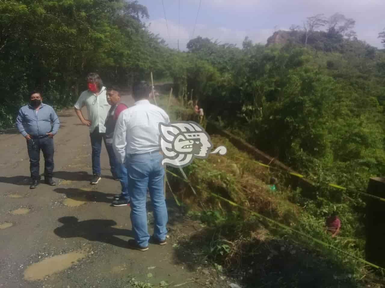 SCT construirá muro de contención en camino rumbo a Moloacán