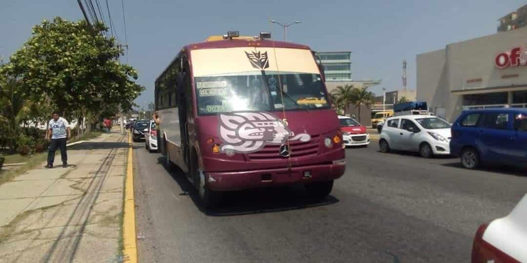 Tras atentados, urbaneros de Coatzacoalcos exigen seguridad