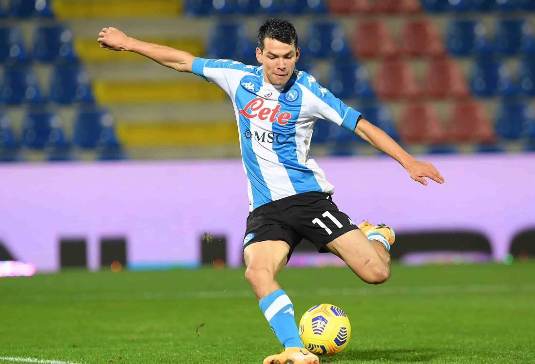 Hirving Lozano anota gol en triunfo del Napoli ante Crotone