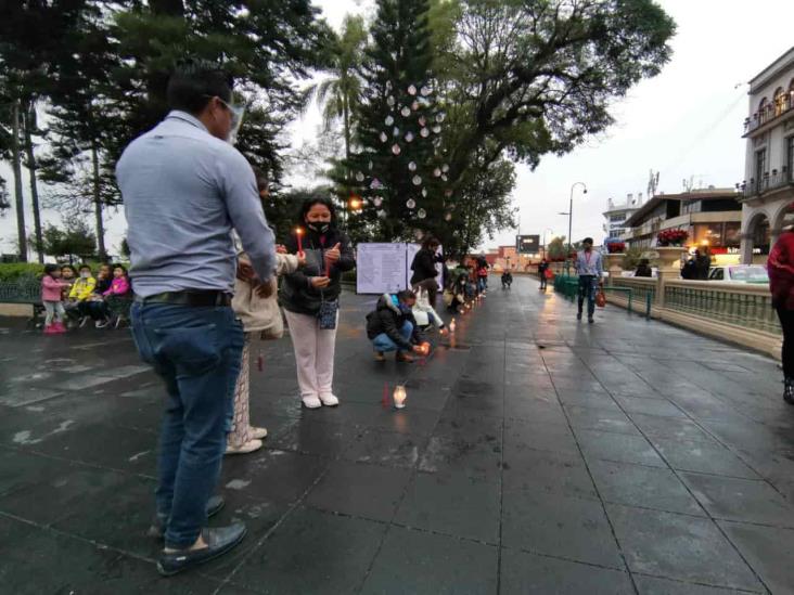 En Veracruz prenden luz para que regresen a casa en Día del Niño Perdido