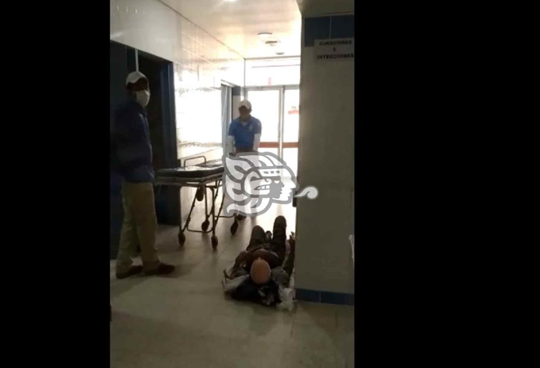 Acusan deficiente atención por parte del personal de hospital de Acayucan