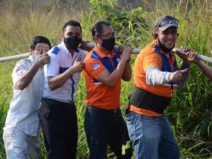 Se incendia pastizal en Veracruz; cerca de 30 voluntarios se unieron en apoyo