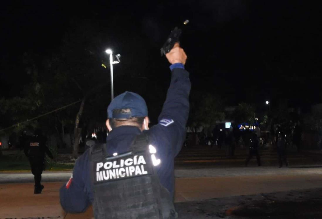 Procesan a policías que dispararon en la marcha en Quintana Roo