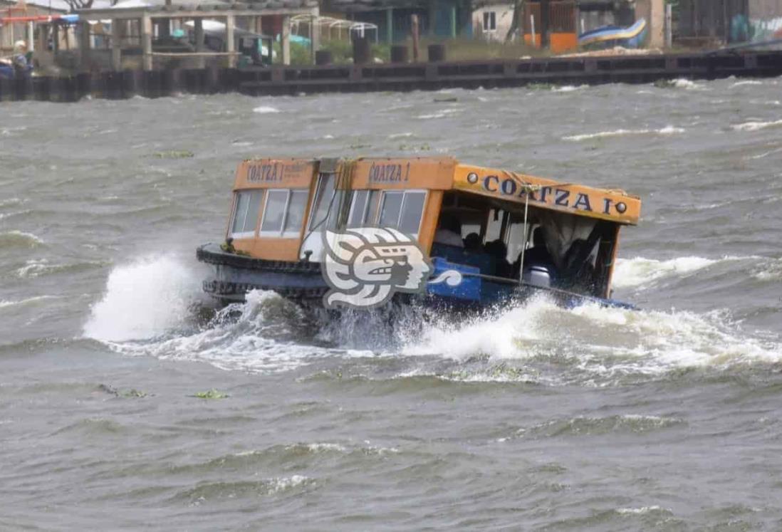 Efectos del FF 20 provocan suspensión de transporte fluvial en Coatzacoalcos