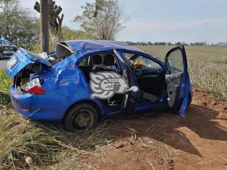 Volcadura deja dos personas heridas en carretera estatal