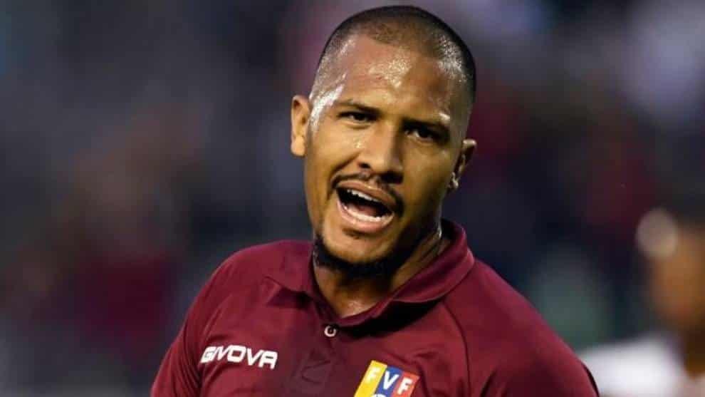 Salomón Rondón sería el sustituto de Raúl Jiménez en los Wolves