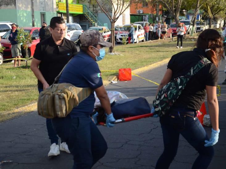 Muere profesora atropellada por camión de volteo en Veracruz