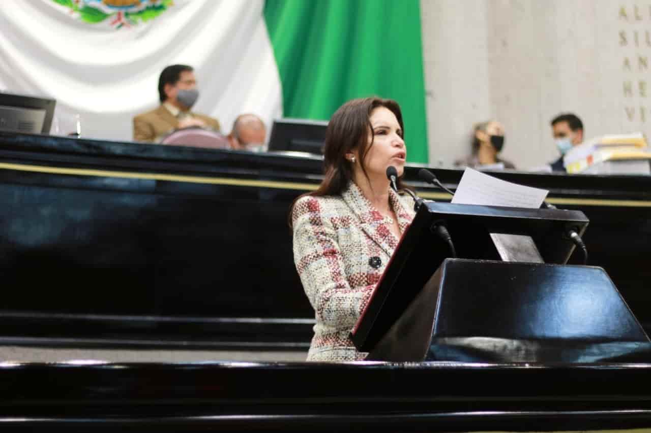 Mónica Robles reconoce voluntad política al suprimir el fuero presidencial