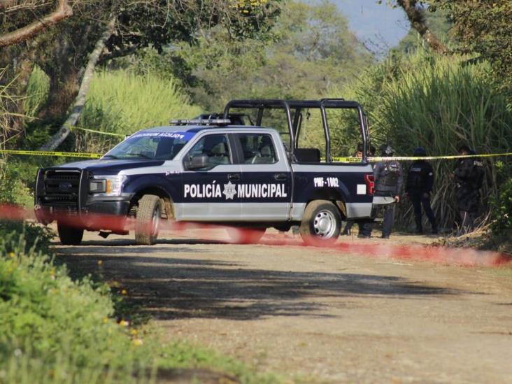 Hallan en camino de Fortín a hombre asesinado de un machetazo