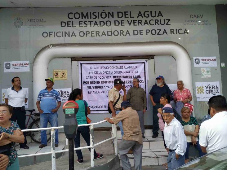 Sindicalizados amagan con suspender suministro de agua en Poza Rica