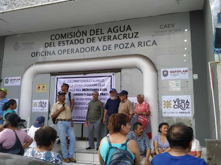 Sindicalizados amagan con suspender suministro de agua en Poza Rica