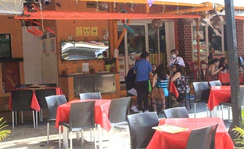 Restauranteros de Veracruz se quedan con sus paquetes navideños