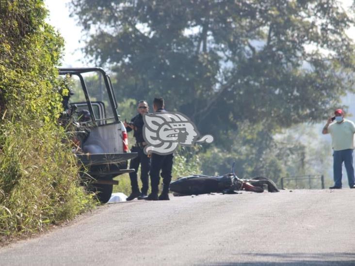 Muere joven motociclista en Martínez de la Torre