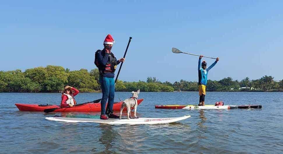 Kayakistas minatitlecos cierran el año con actividad en Barrillas