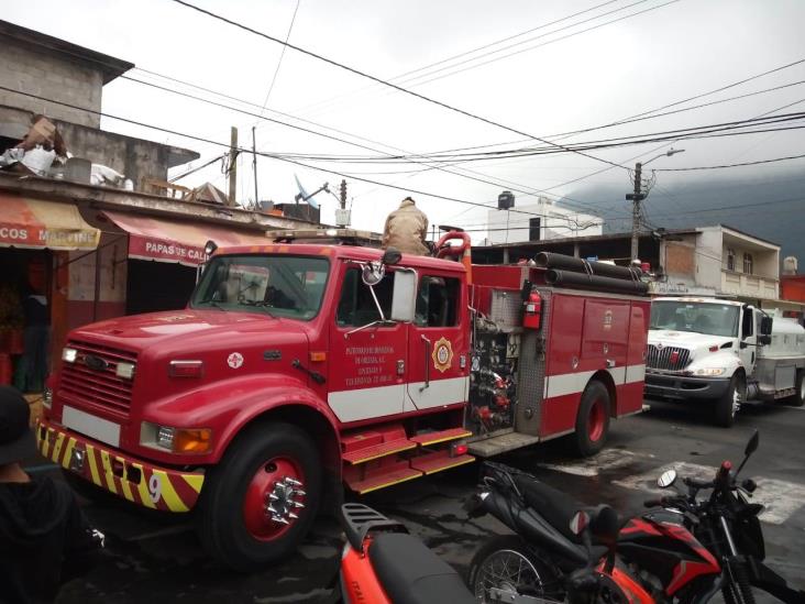 Incendio en Orizaba deja daños cuantiosos