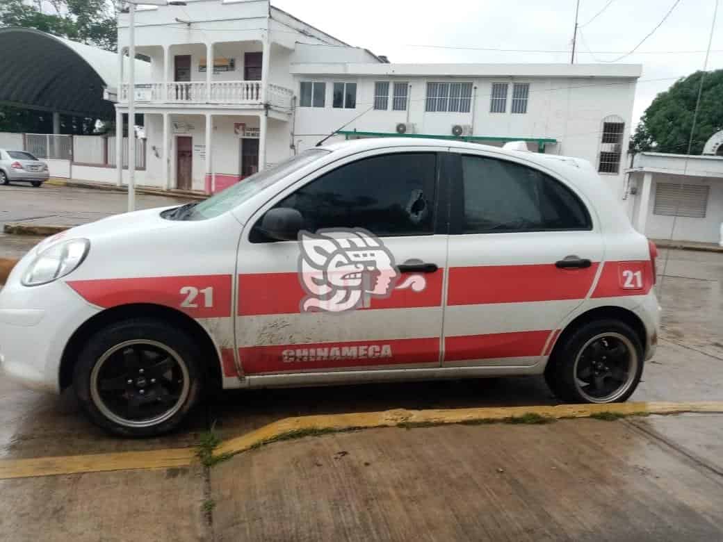 Ejecutan a conductor de taxi en el centro de Chinameca