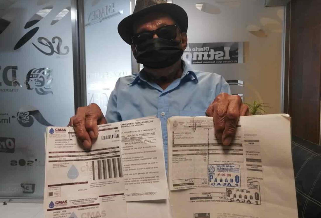 A pesar de cumplir con documentos, CMAS impide pago a abuelito