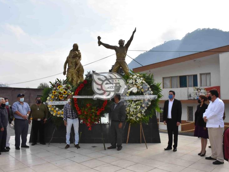 Conmemoran en Río blanco a los Mártires del 7 de enero