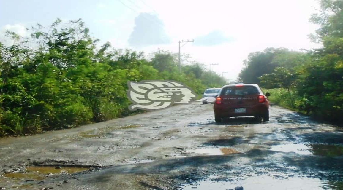 Trabajadores del transporte público de la sierra piden asfaltado de carreteras 