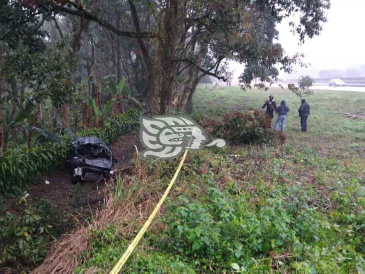 Dos fallecidos tras volcadura sobre la Córdoba-Puebla