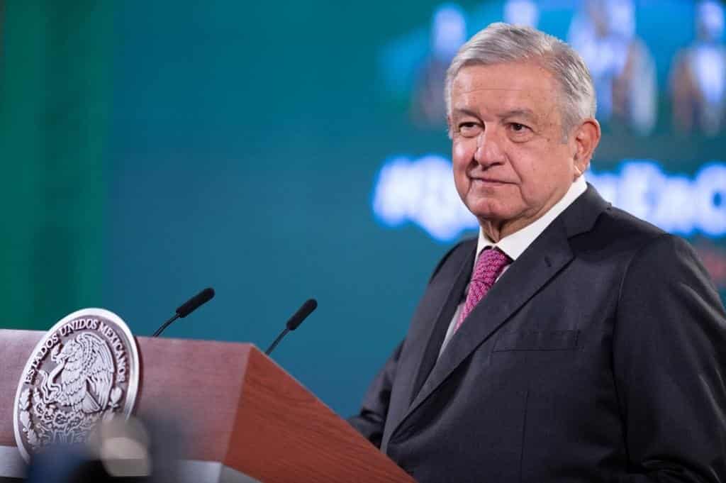 Vemos con buenos ojos fusión de Televisa con Univisión: AMLO