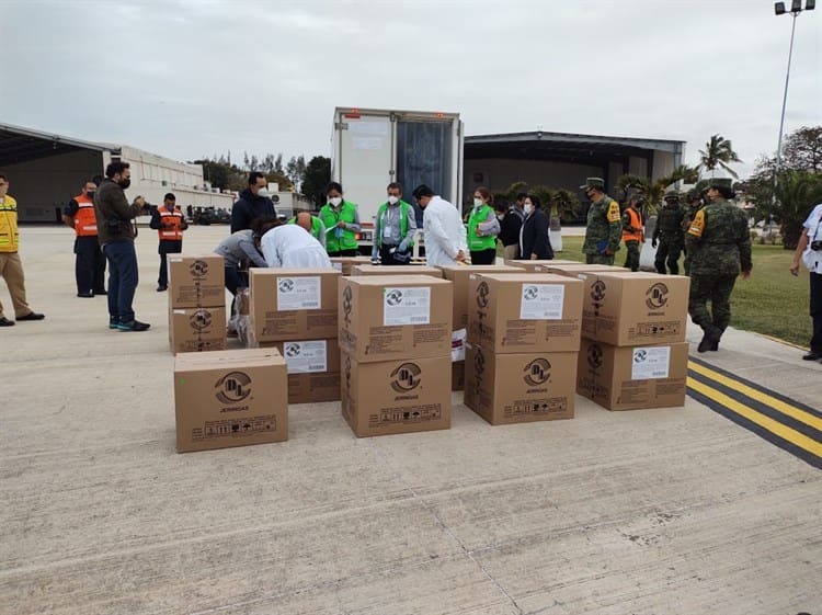 Narco acecha vacunas contra COVID-19 en Veracruz para mercado negro, alerta CNSP