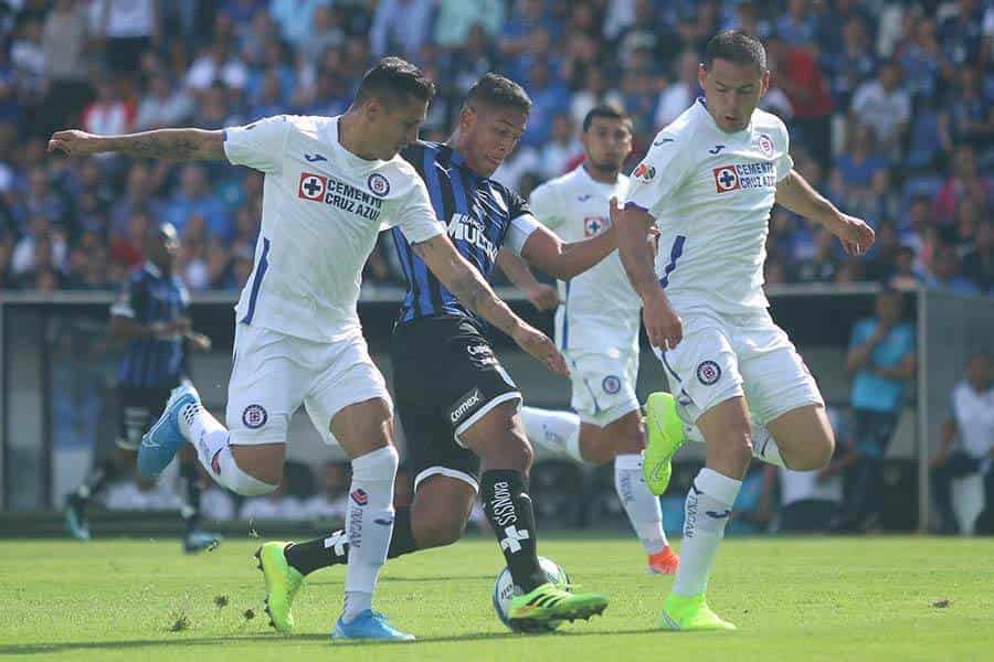 Cruz Azul: Pablo Aguilar y Luis Romo serán baja contra Puebla