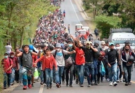 Inminente llegada de 9 mil migrantes a la frontera sur