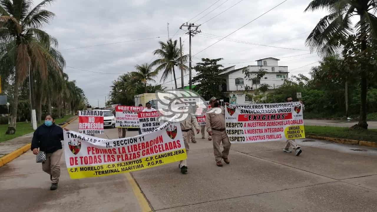 Petroleros piden intervención de Sener para reactivación de plazas