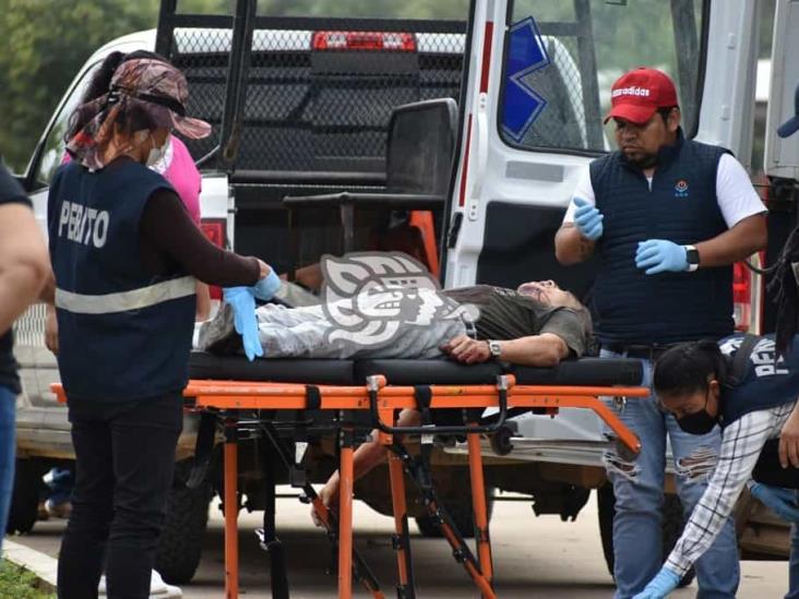 Asesinan a balazos a profesor en el centro de San Juan Evangelista