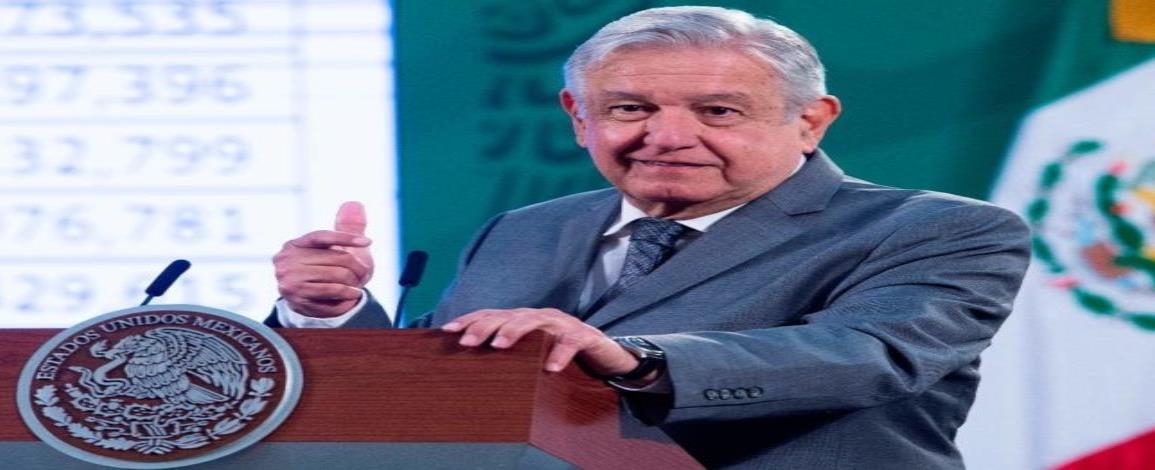 AMLO, dispuesto a vacunarse contra COVID durante mañanera