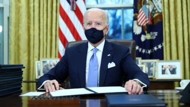 Retira Biden reporte de Trump que minimiza papel de EU en la esclavitud