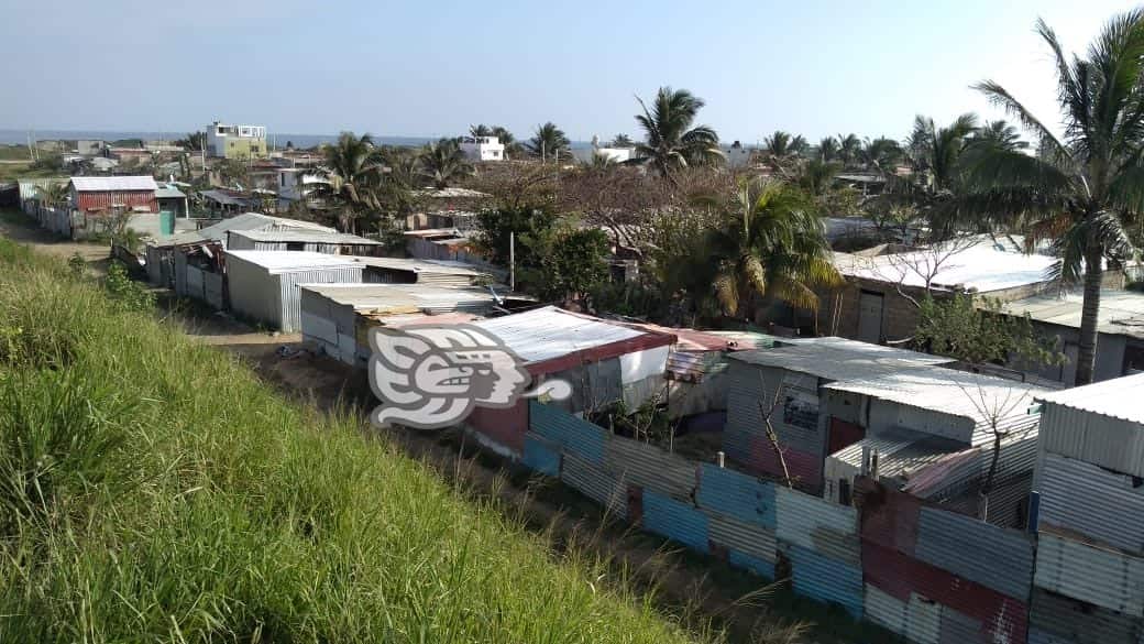 Gestionan regularización de viviendas con más de 30 años sin escrituras