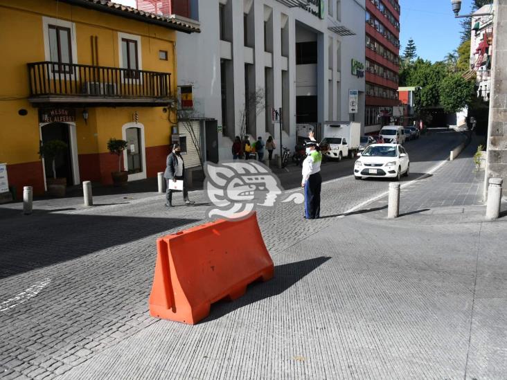 Restringir movilidad debe ir con otras medidas para bajar contagios