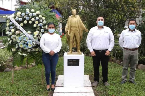 Rinden en Tuxpan homenaje a José Martí