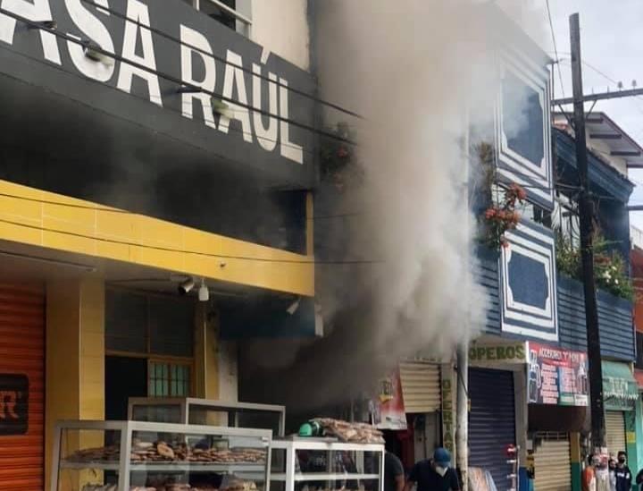 En Tlapacoyan, se incendia panadería
