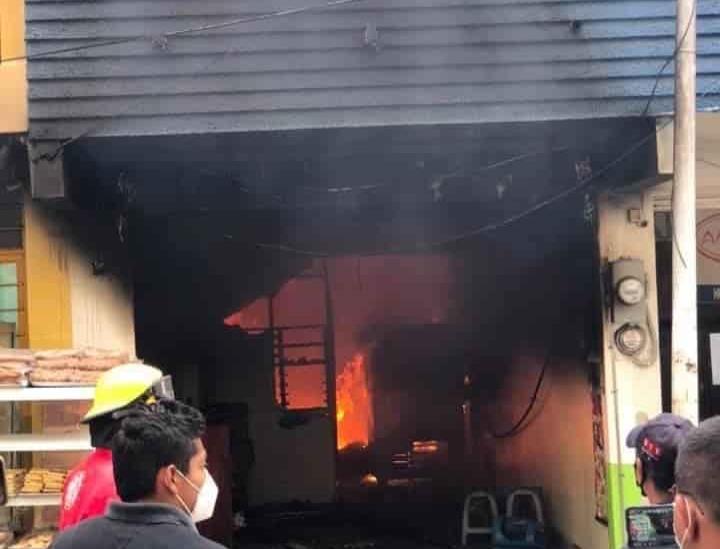 En Tlapacoyan, se incendia panadería