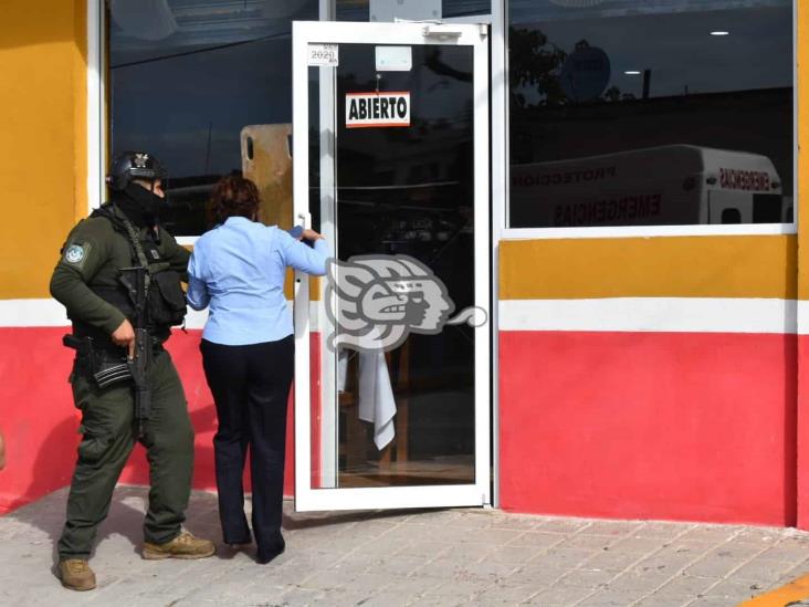 Fiscal y diputada sobreviven a ataque armado en restaurante de Oluta