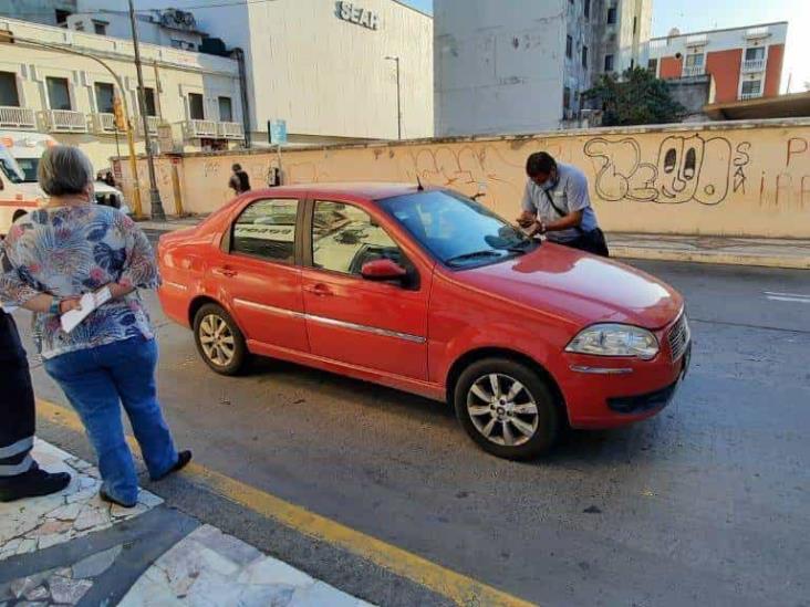 Atropellan a mujer quien transitaba en bicicleta en calles de Veracruz